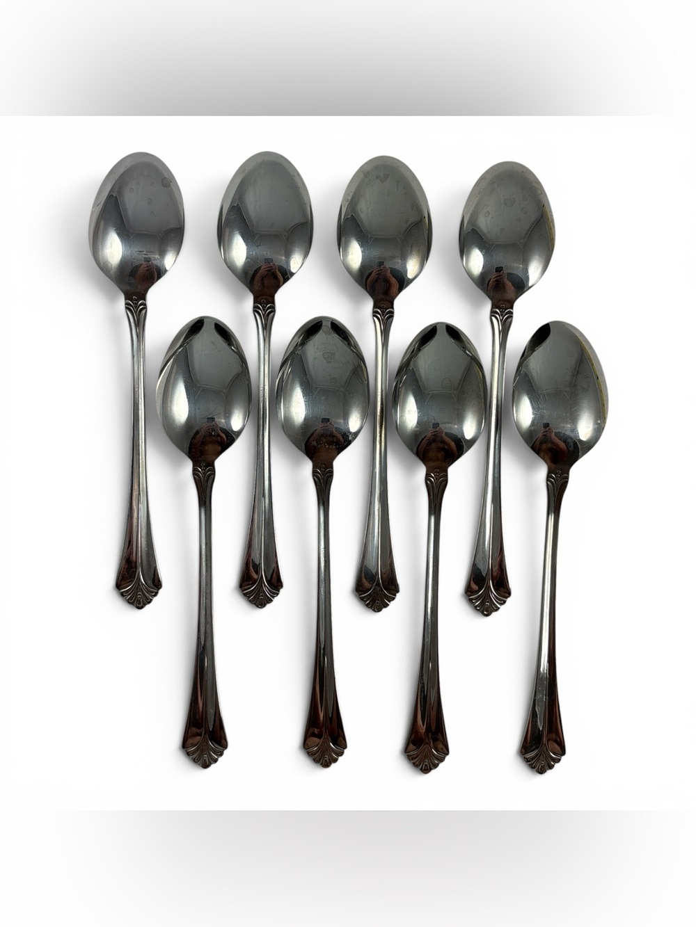 Vintage Towle 18/8 Santa Barbara Gold Stainless Set of 8 Dinner Soup Spoons - Picture 3 of 4